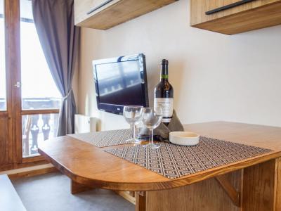 Rent in ski resort Studio 4 people (13) - Rond Point des Pistes - Tignes - Living room