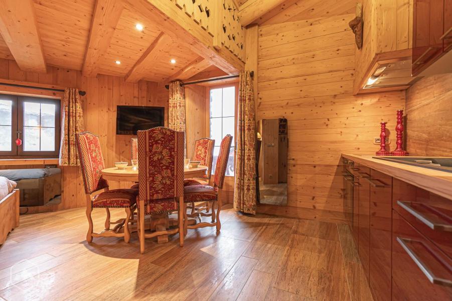 Rent in ski resort 7 room duplex chalet 20 people - Chalet Saint Georges - Val Cenis - Bedroom