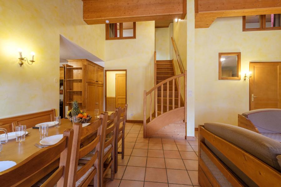 Rent in ski resort 5 room apartment 12-14 people - Les Balcons de Val Cenis le Haut - Val Cenis - Table