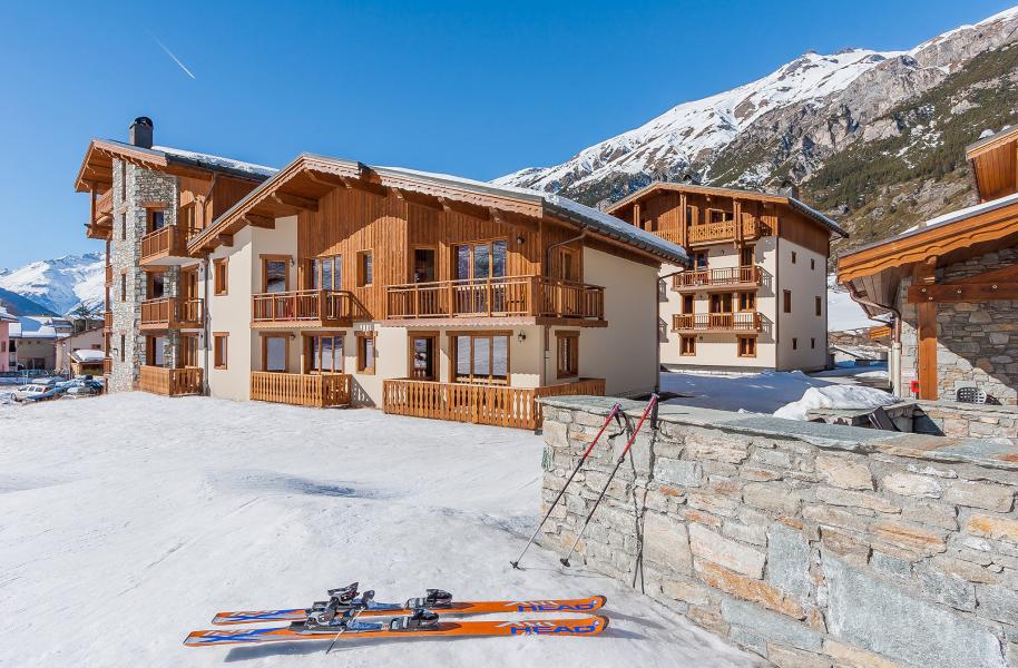 Location au ski Les Balcons de Val Cenis Village - Val Cenis - Extérieur hiver