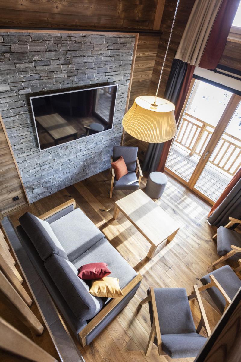 Rent in ski resort 8 room duplex apartment 16 people (superior) - Les Balcons Platinium Val Cenis - Val Cenis - Sofa-bed