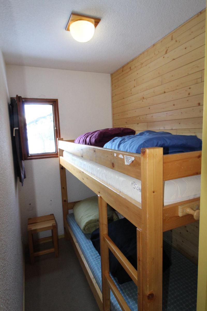 Alquiler al esquí Apartamento 2 piezas para 4 personas (005) - Résidence Chevallier - Val Cenis - Habitación