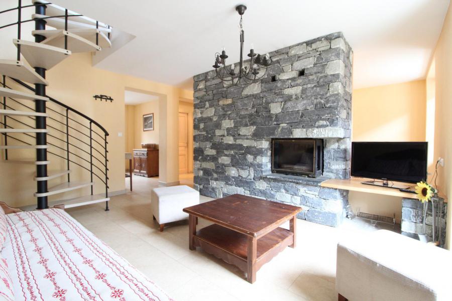 Rent in ski resort 4 room mezzanine apartment 10 people (002) - Résidence Jorcin Lanslebourg - Val Cenis - Living room