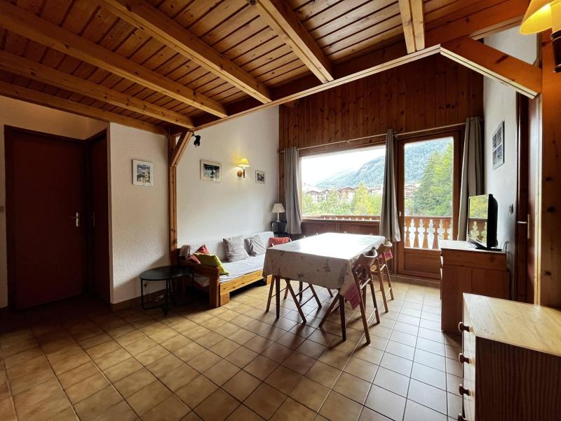 Rent in ski resort 3 room apartment 4 people (010) - Résidence l'Etagne - Val Cenis - Apartment