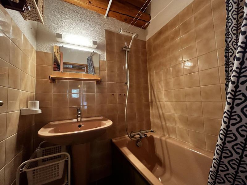 Rent in ski resort 3 room apartment 4 people (010) - Résidence l'Etagne - Val Cenis - Apartment