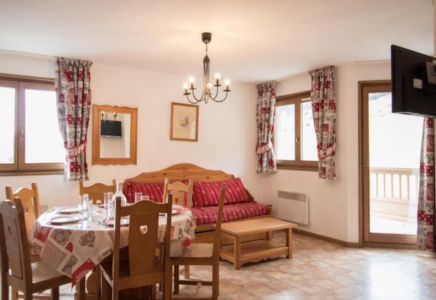 Rent in ski resort 3 room apartment 6 people (A68) - Résidence le Bonheur des Pistes - Val Cenis - Living room