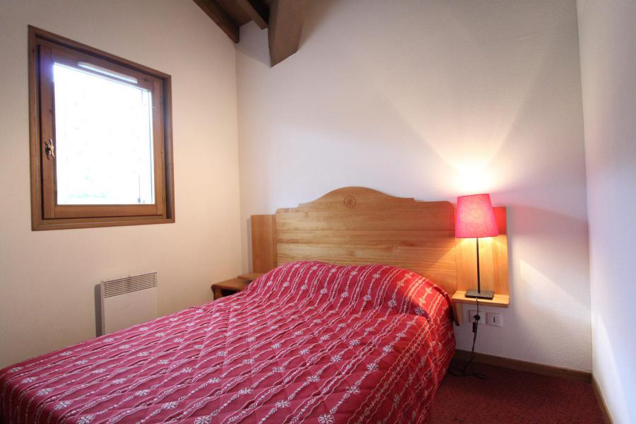 Rent in ski resort 3 room apartment 6 people (B47) - Résidence le Bonheur des Pistes - Val Cenis - Bedroom