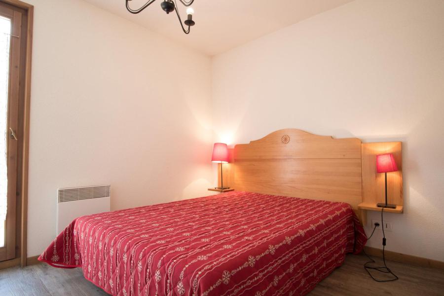 Skiverleih 3-Zimmer-Appartment für 5 Personen (B11) - Résidence le Bonheur des Pistes - Val Cenis - Schlafzimmer