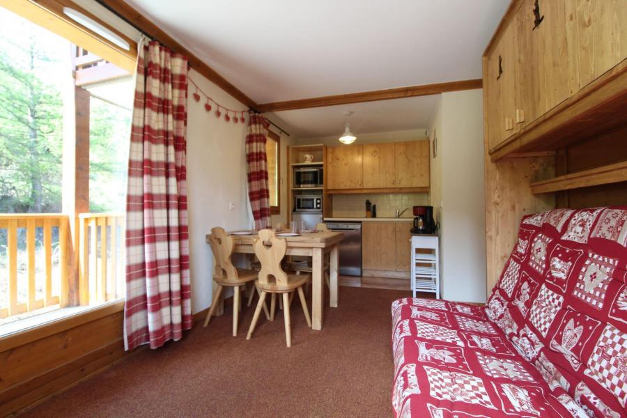 Rent in ski resort 3 room apartment 6 people (E222) - Résidence les Alpages - Val Cenis - Living room
