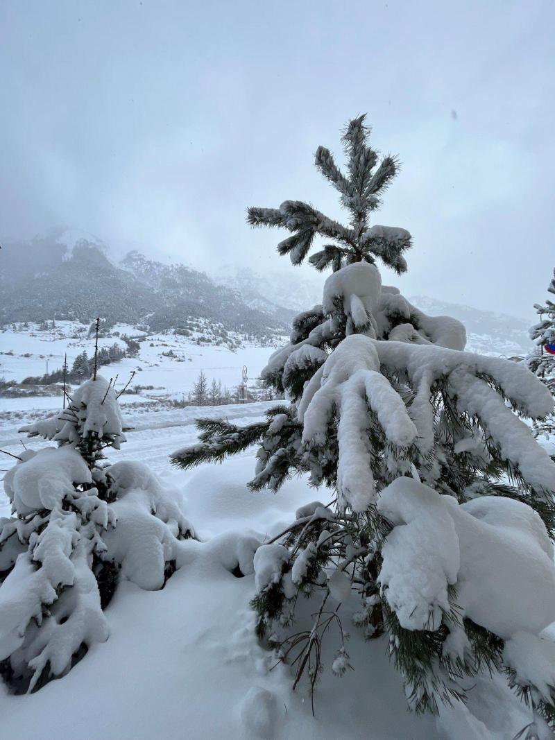 Vacances en montagne Appartement 3 pièces 6 personnes (C002) - Résidence les Alpages - Val Cenis - Extérieur hiver