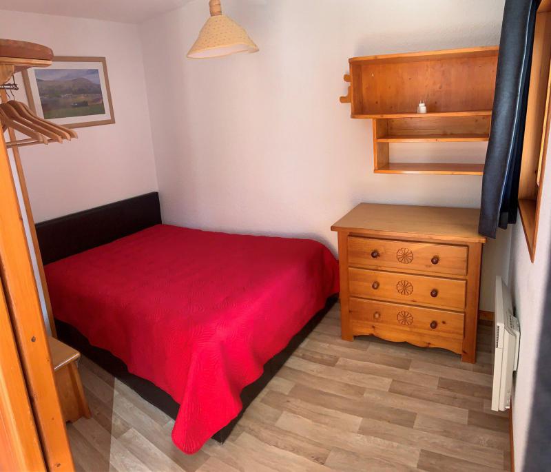 Rent in ski resort 2 room apartment sleeping corner 5 people (14) - Résidence les Essarts - Val Cenis - Bedroom