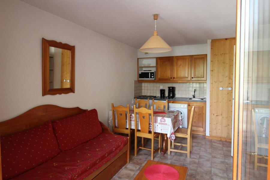 Rent in ski resort 3 room apartment 5 people (10) - Résidence les Essarts - Val Cenis - Living room