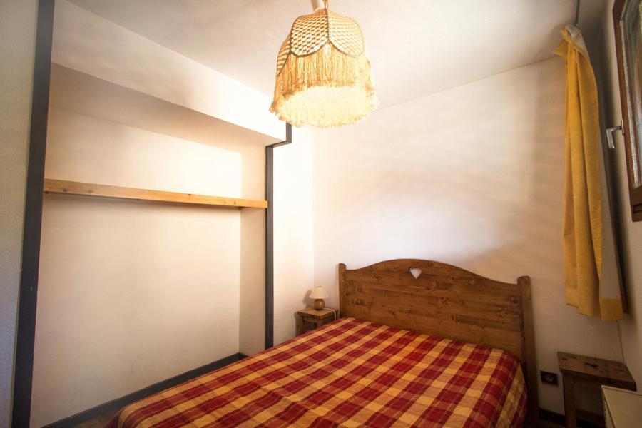 Rent in ski resort 2 room apartment 4 people (C11) - Résidences du Quartier Napoléon - Val Cenis - Bedroom