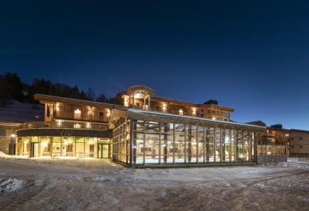 Rent in ski resort Les Balcons Platinium Val Cenis - Val Cenis - Winter outside