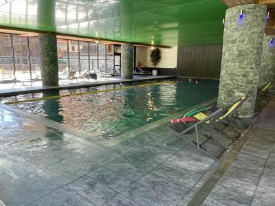 Location au ski Les Chalets De Flambeau - Val Cenis - Piscine
