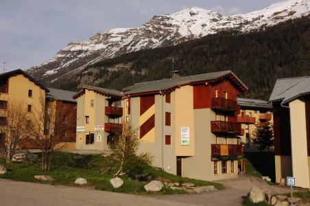 Location au ski Résidence Burel - Val Cenis - Extérieur hiver
