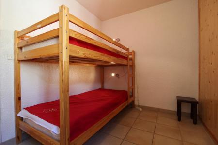 Rent in ski resort 2 room apartment 4 people (045) - Résidence Colombaz - Val Cenis - Bedroom