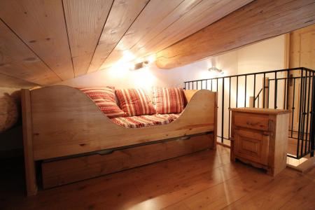 Rent in ski resort 4 room mezzanine apartment 10 people - Résidence Jorcin Lanslebourg - Val Cenis - Underoof cabin