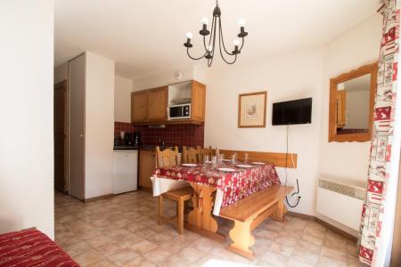 Rent in ski resort 3 room apartment 5 people (B11) - Résidence le Bonheur des Pistes - Val Cenis - Living room