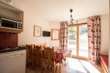 Rent in ski resort 3 room apartment 5 people (B11) - Résidence le Bonheur des Pistes - Val Cenis - Living room