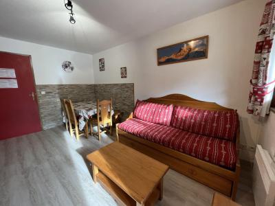 Rent in ski resort 3 room apartment 6 people (B04) - Résidence le Bonheur des Pistes - Val Cenis - Living room
