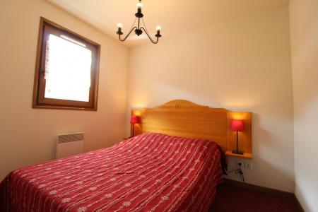 Rent in ski resort 3 room apartment 6 people (B24) - Résidence le Bonheur des Pistes - Val Cenis - Bedroom