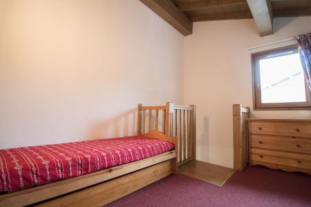 Rent in ski resort 4 room duplex apartment 10 people (A77) - Résidence le Bonheur des Pistes - Val Cenis - Single bed