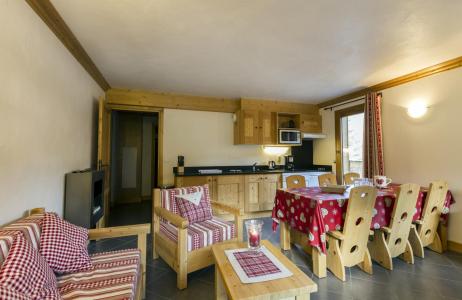 Rent in ski resort 4 room apartment 6 people - Résidence le Critérium - Val Cenis - Living room