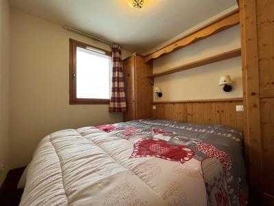 Rent in ski resort 3 room apartment 6 people (C002) - Résidence les Alpages - Val Cenis - Bedroom