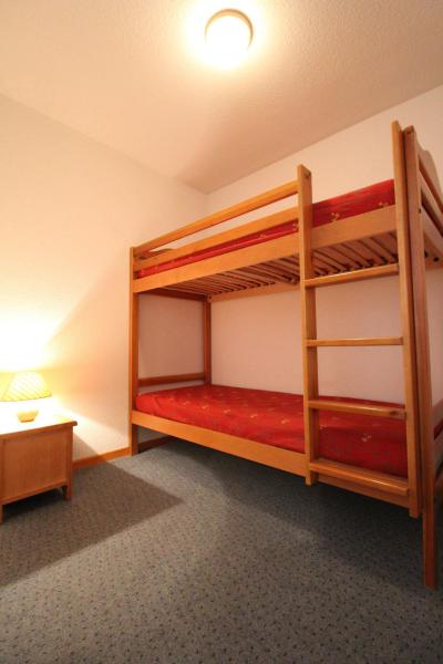 Skiverleih 2-Zimmer-Holzhütte für 6 Personen (15) - Résidence les Essarts - Val Cenis - Schlafzimmer