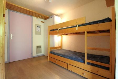Rent in ski resort Studio sleeping corner 4 people (233) - Résidence les Hauts de Val Cenis - Val Cenis - Bedroom