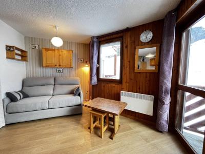 Rent in ski resort Studio sleeping corner 4 people (233) - Résidence les Hauts de Val Cenis - Val Cenis - Living room