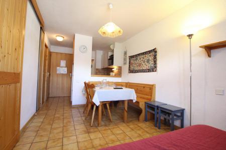 Skiverleih 2-Zimmer-Appartment für 4 Personen (A012) - Résidence Pied de Pistes - Val Cenis - Wohnzimmer