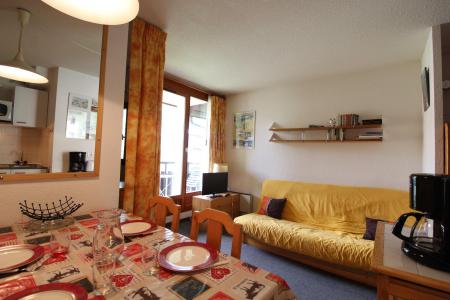 Rent in ski resort Studio sleeping corner 4 people (036) - Résidence Triade - Val Cenis - Living room