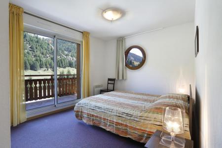 Rent in ski resort Les Chalets du Verdon - Val d'Allos - Bedroom