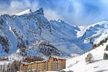 Vacances en montagne Résidence Plein Sud - Val d'Allos - Extérieur hiver