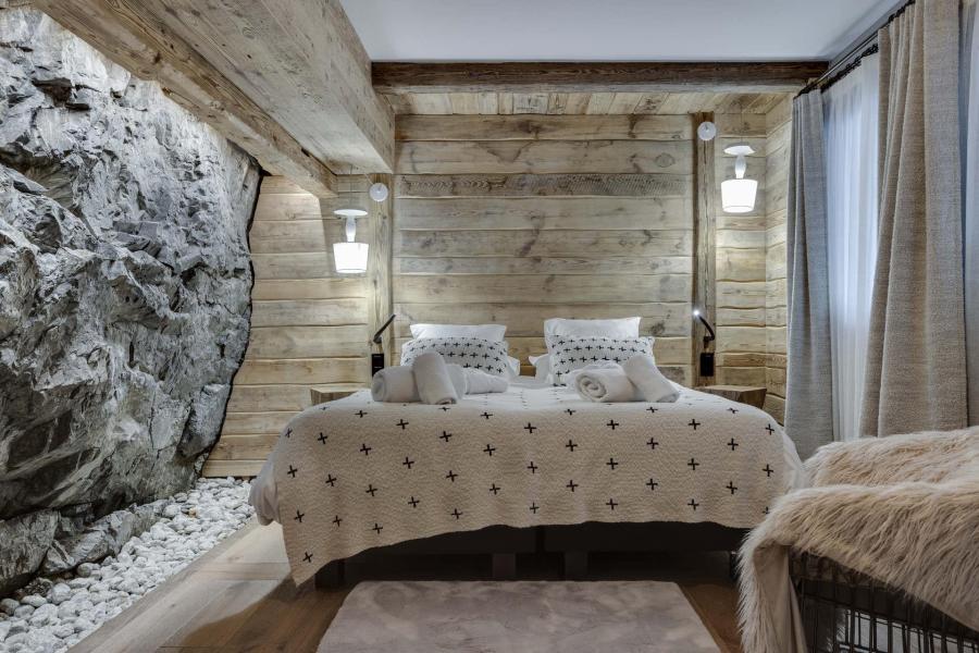 Rent in ski resort 6 room triplex chalet 13 people - Cahokia - Val d'Isère - Bedroom