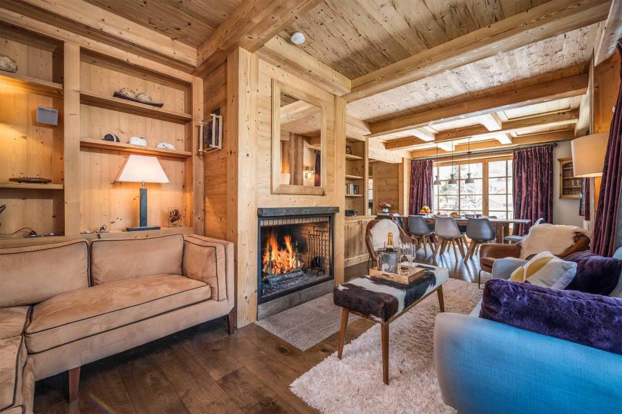 Rent in ski resort Chalet Davos - Val d'Isère - Fireplace
