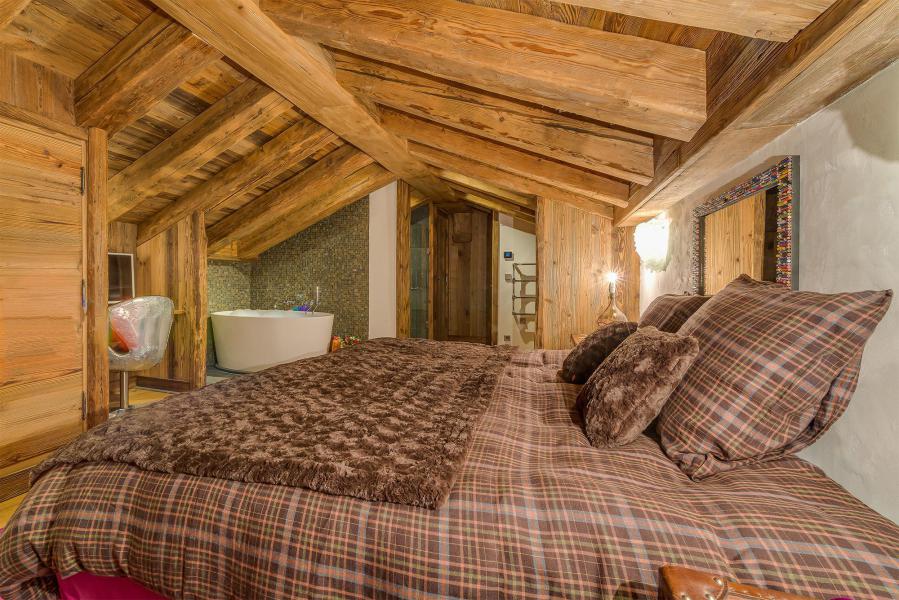 Rent in ski resort Chalet Denali - Val d'Isère - Bedroom