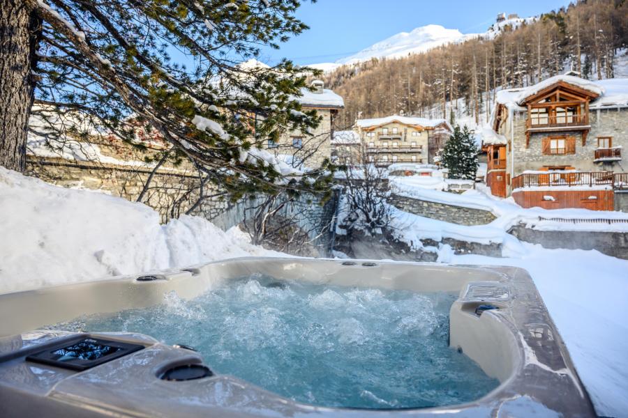 Urlaub in den Bergen Chalet les Sources de l'Isère  - Val d'Isère - Draußen im Winter