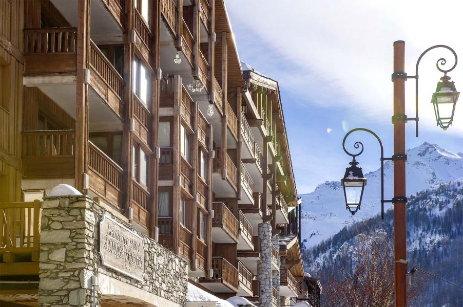 Skiverleih Résidence Alpina Lodge - Val d'Isère - Draußen im Winter