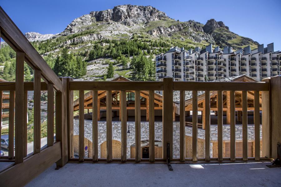 Alquiler al esquí Résidence Alpina Lodge - Val d'Isère - Balcón