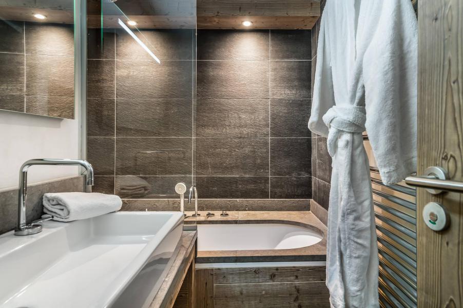 Rent in ski resort 5 room apartment 8 people (2) - Résidence Glaciers - Val d'Isère - Bathroom