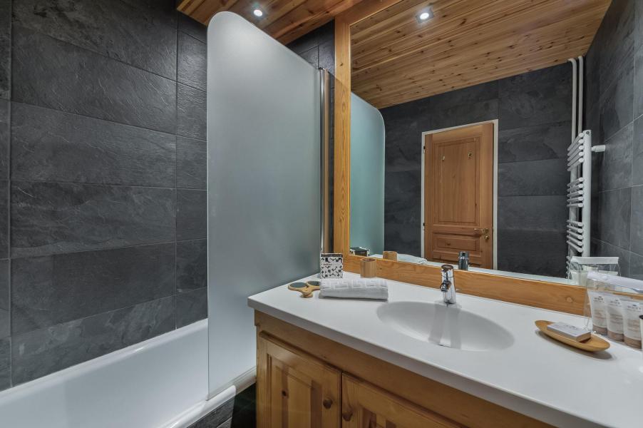 Location au ski Appartement 4 pièces 7 personnes (49) - Résidence Hauts de Val - Val d'Isère - Salle de bain