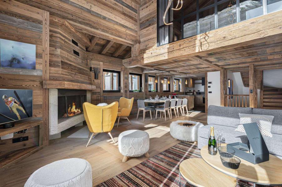 Rent in ski resort 7 room triplex chalet 14 people (ANGELUS) - Résidence la Tapia - Val d'Isère - Living room