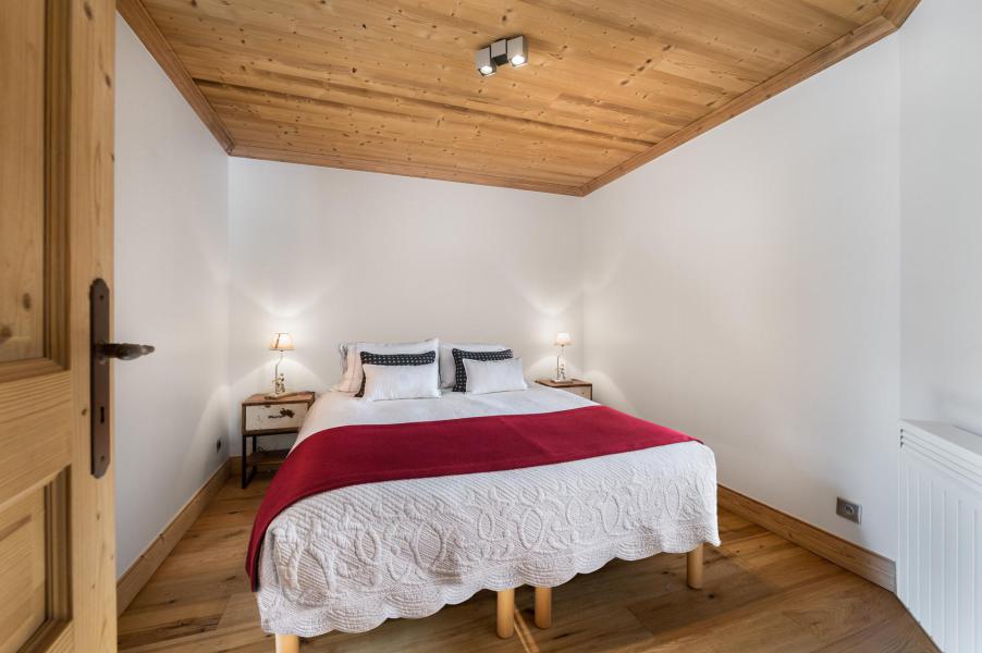 Rent in ski resort 5 room apartment 8 people - Résidence les Bartavelles - Val d'Isère - Bedroom