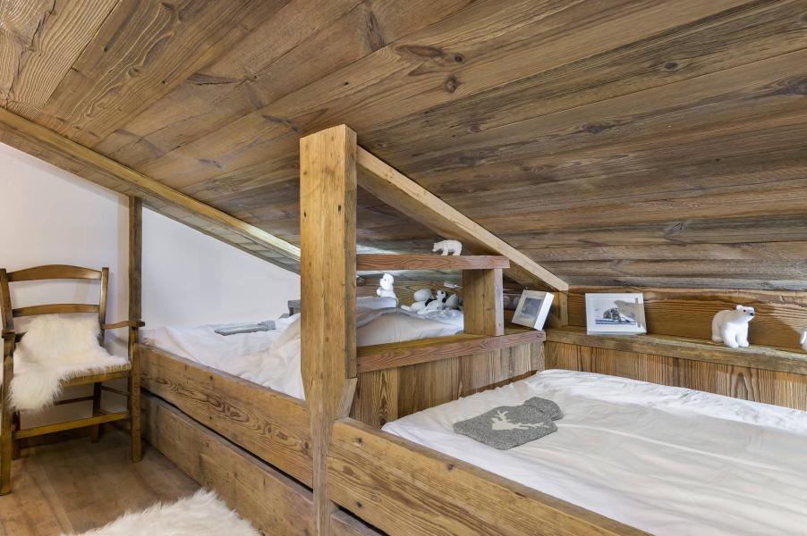 Location au ski Appartement duplex 4 pièces 6 personnes (245) - Résidence les Jardins Alpins - Val d'Isère - Chambre mansardée