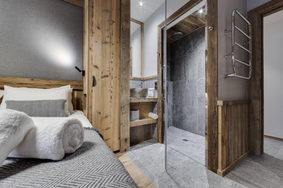 Rent in ski resort 6 room apartment 10 people (RIVES 3) - Résidence les Rives de l'Isère - Val d'Isère - Bedroom