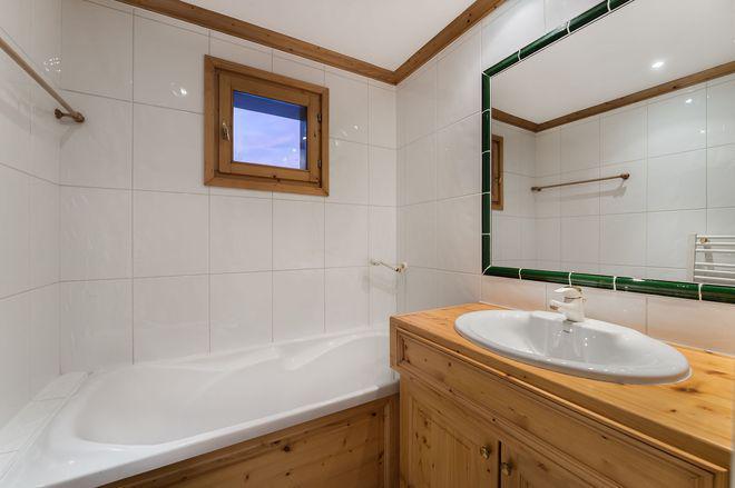 Rent in ski resort 4 room apartment 6 people (8) - Résidence les Santons - Val d'Isère - Bathroom