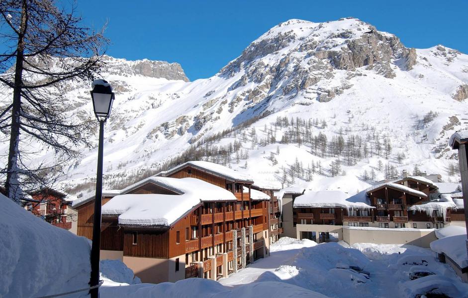 Vacances en montagne Résidence les Verdets - le Jardin de Val - Val d'Isère - Extérieur hiver